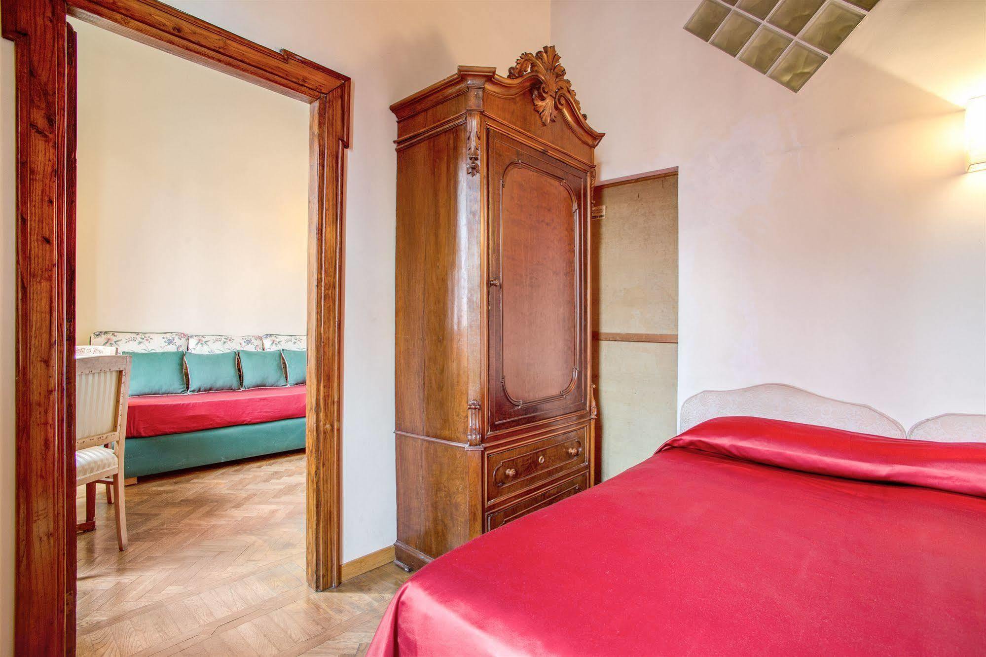 Guest house La Casa Del Capitano Rome