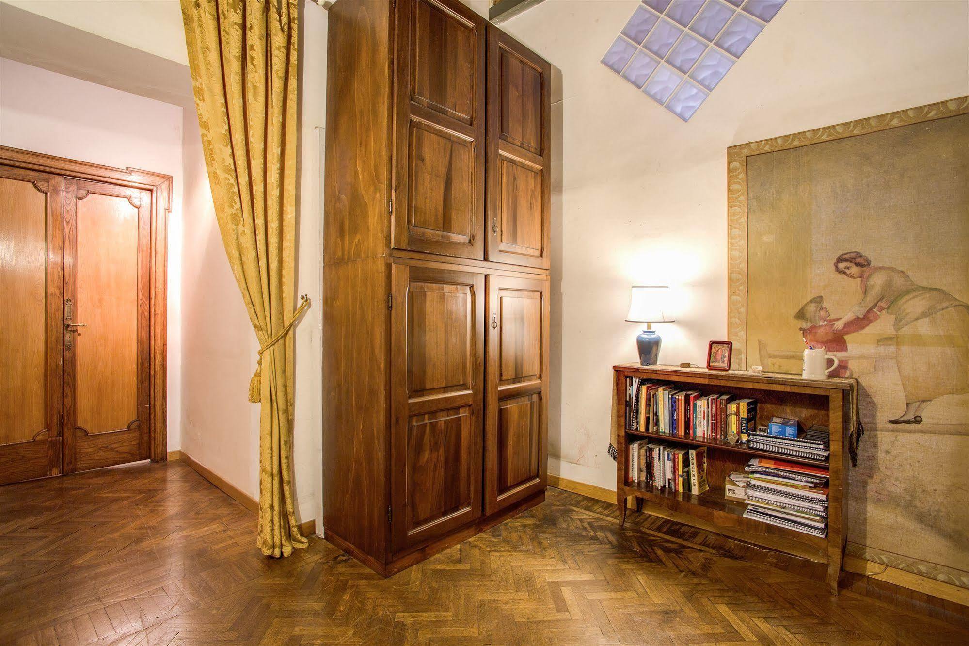 La Casa Del Capitano Rome