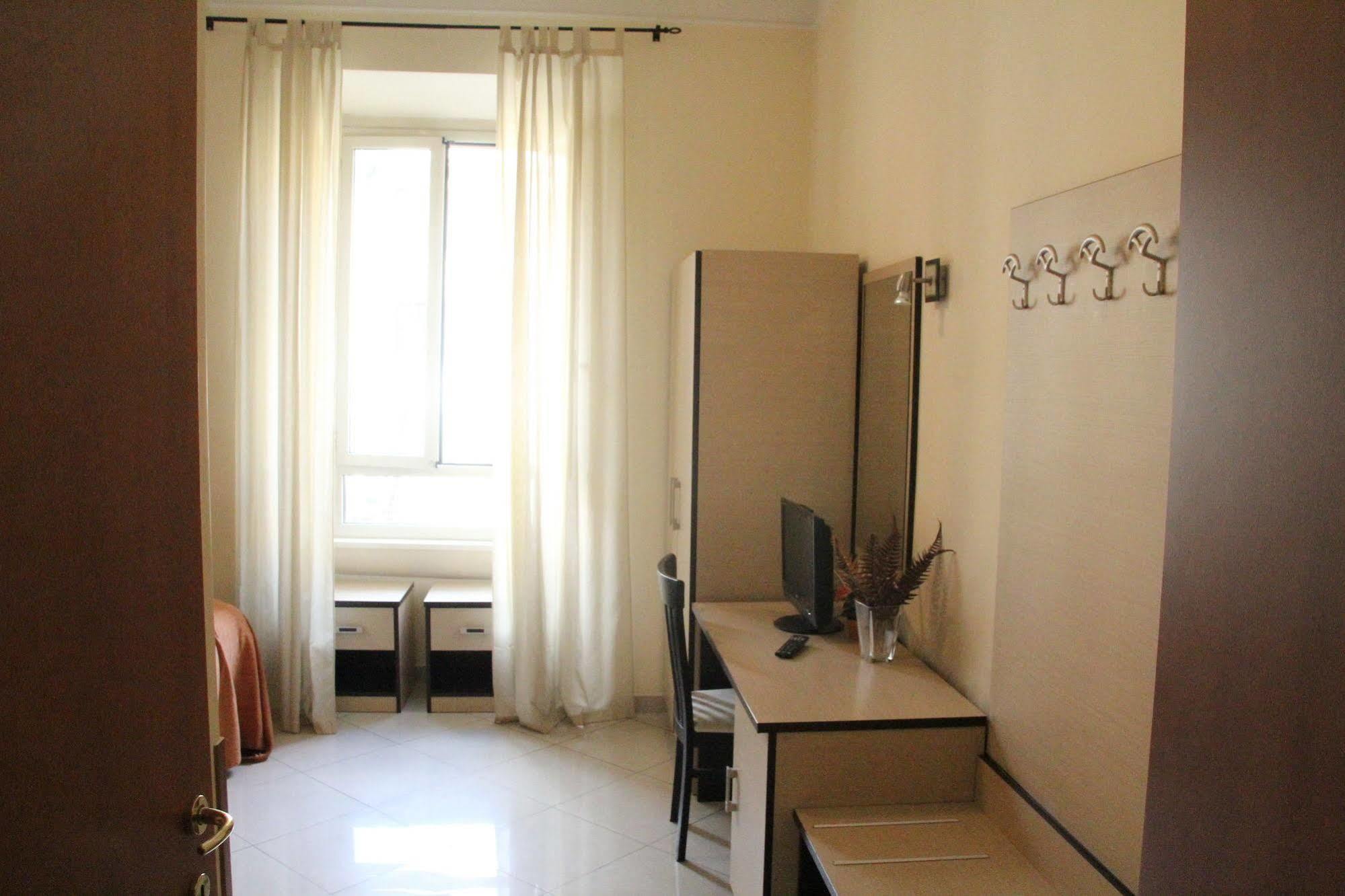 Seasons Guest house Rome