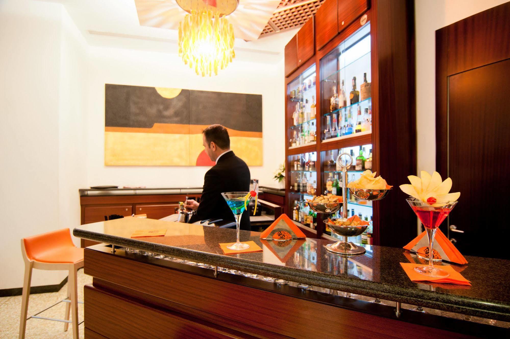 Hotel Genova 4*