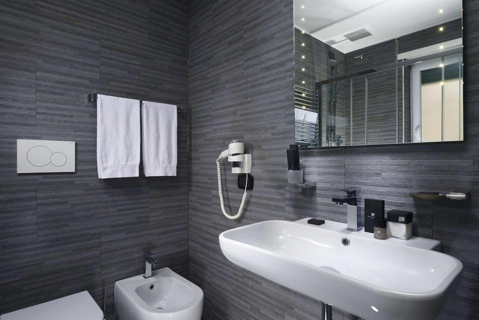 Gregorio Vii Luxury
