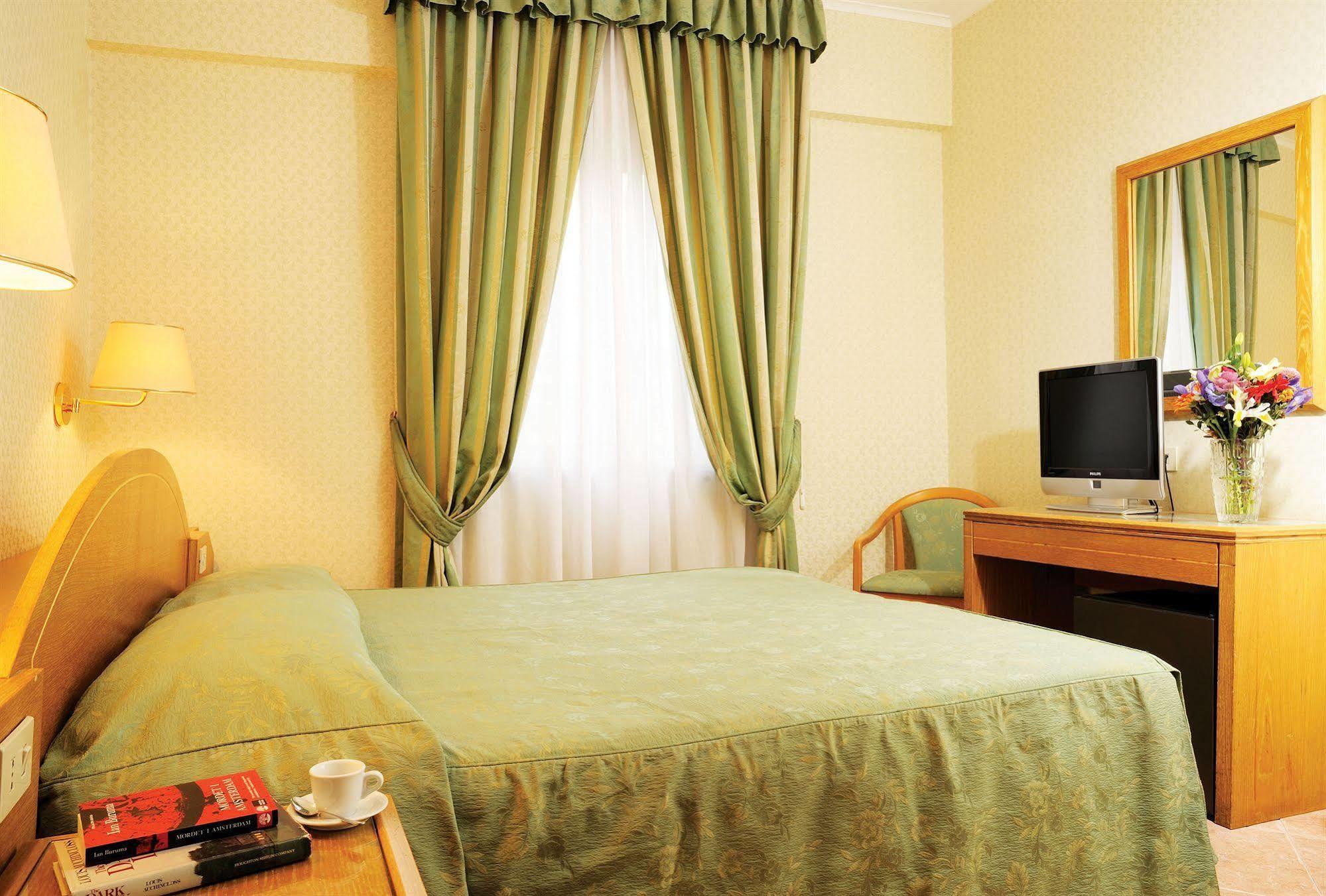 Patria Hotel 3*