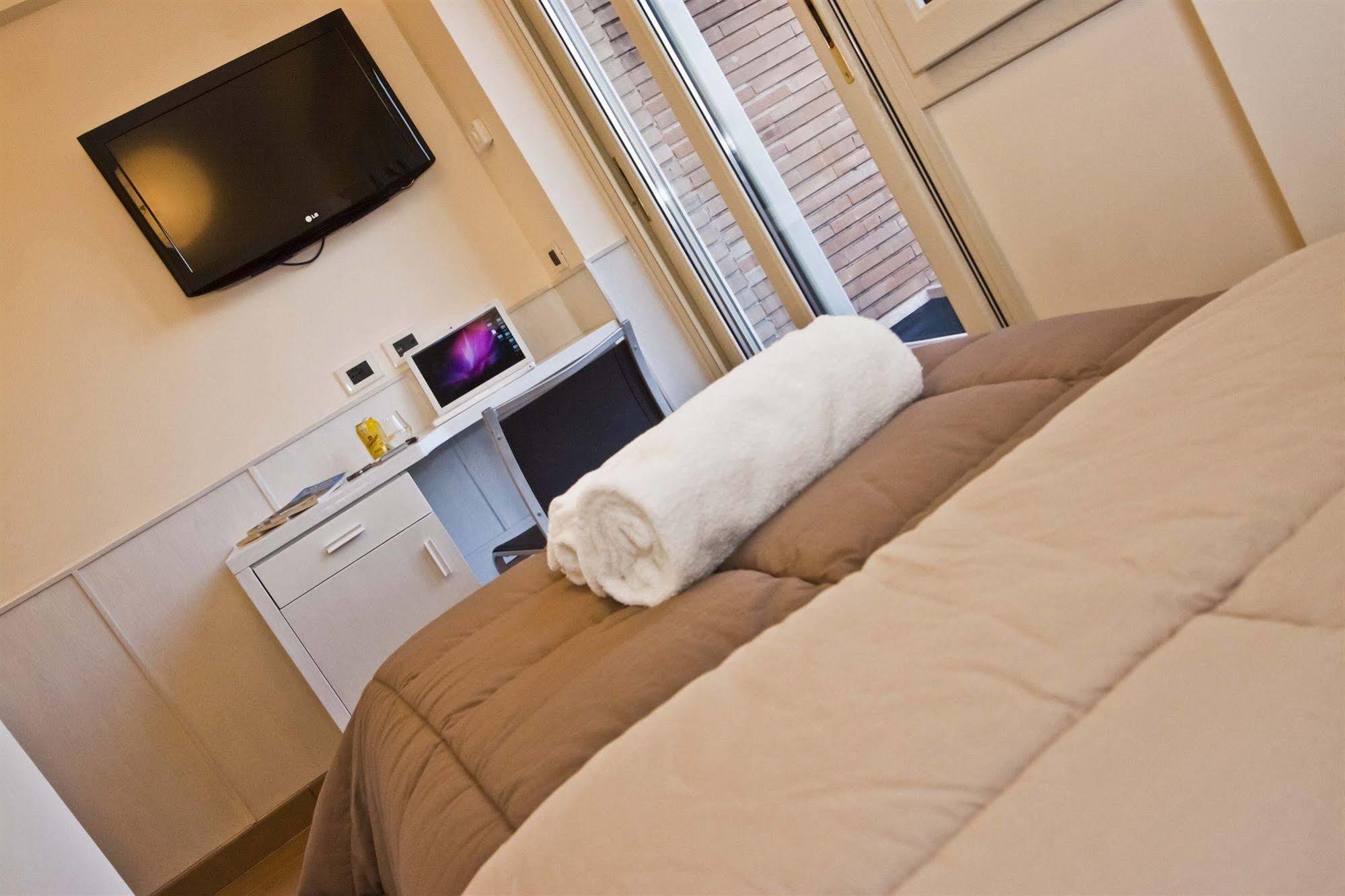 B And B Roof Garden Zaccardi Bed & Breakfast Rome