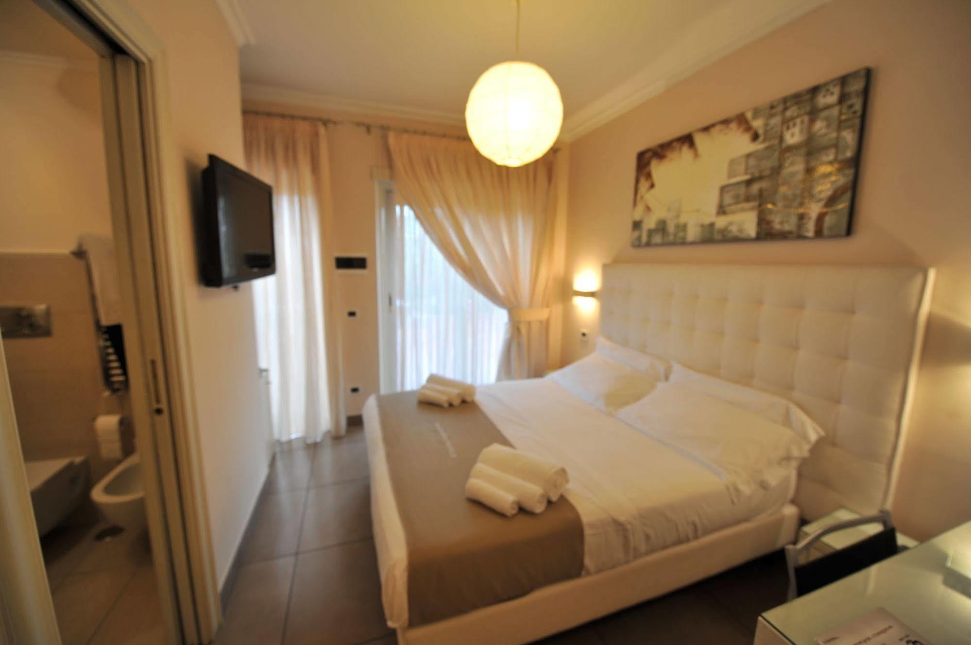 B And B Roof Garden Zaccardi Rome