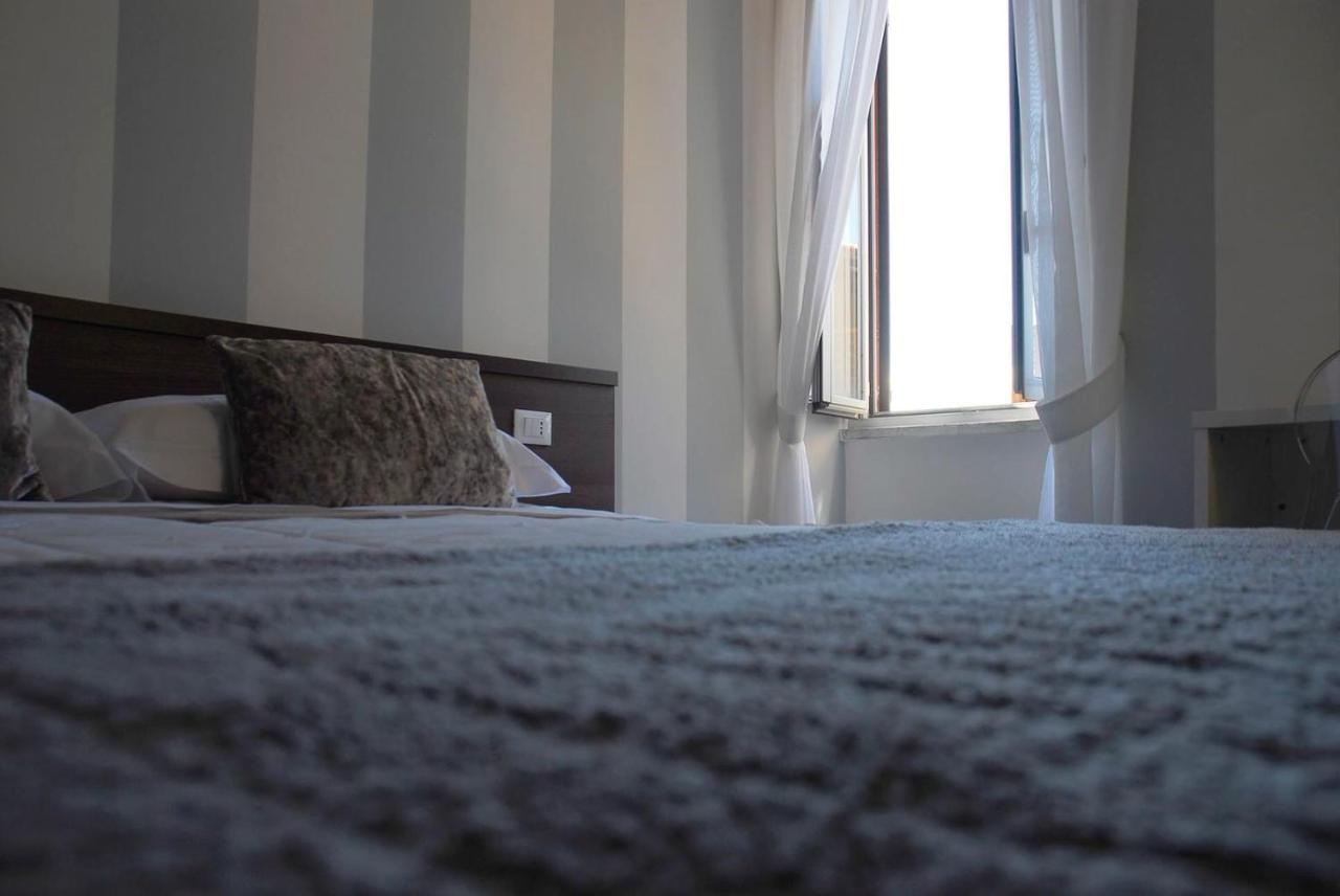 Crispi Luxury * Rome