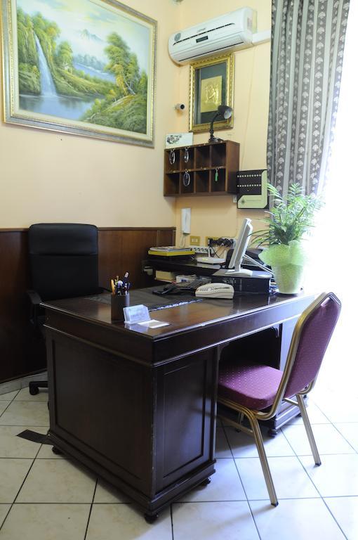 Farini Hotel 2*