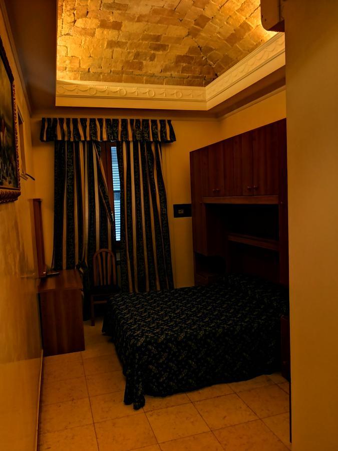Hotel Mari
