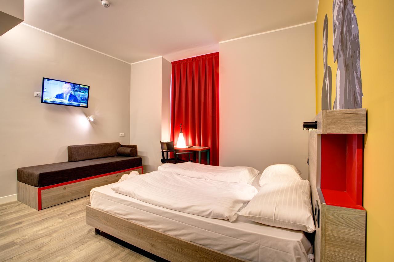 Hotel Meininger Termini Rome