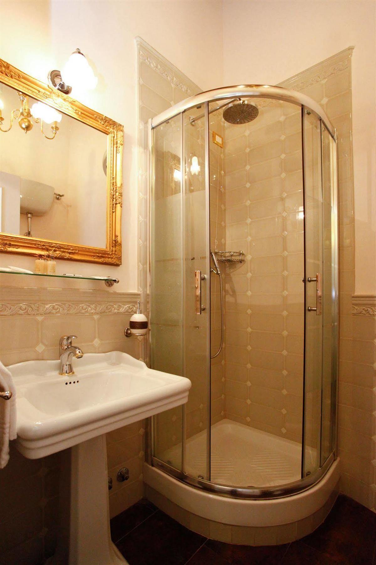 Casa De Fiori 2*