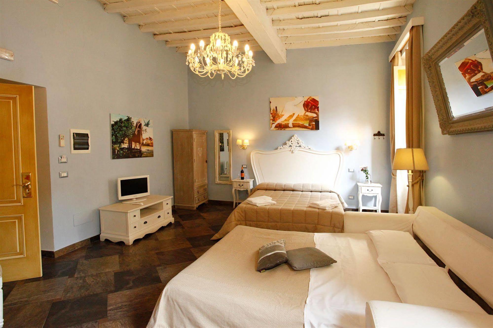 Casa De Fiori 2*