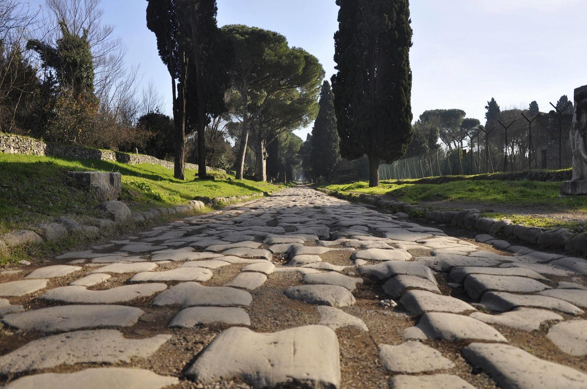 Atticoromantica 2* Rome