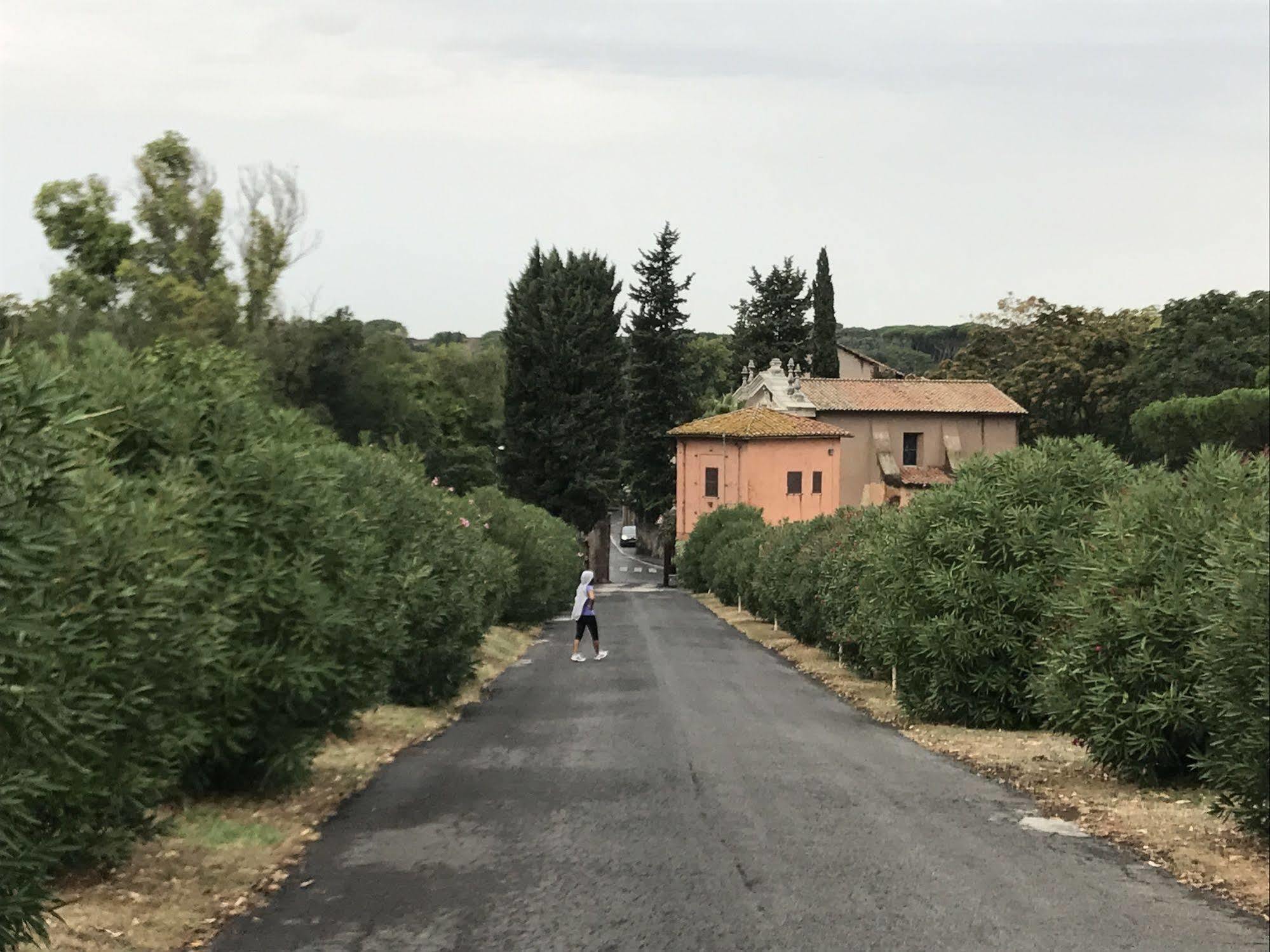 Atticoromantica 2* Rome