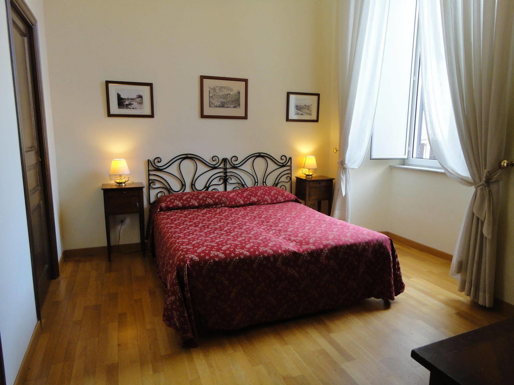 Guest house All'obelisco 3*