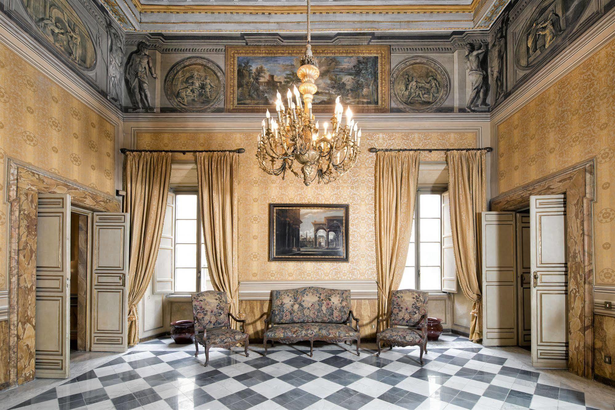 Residenza Ruspoli Bonaparte 4*