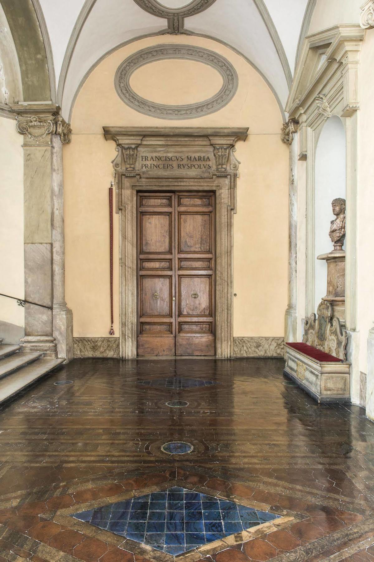 Residenza Ruspoli Bonaparte Bed & Breakfast 4*