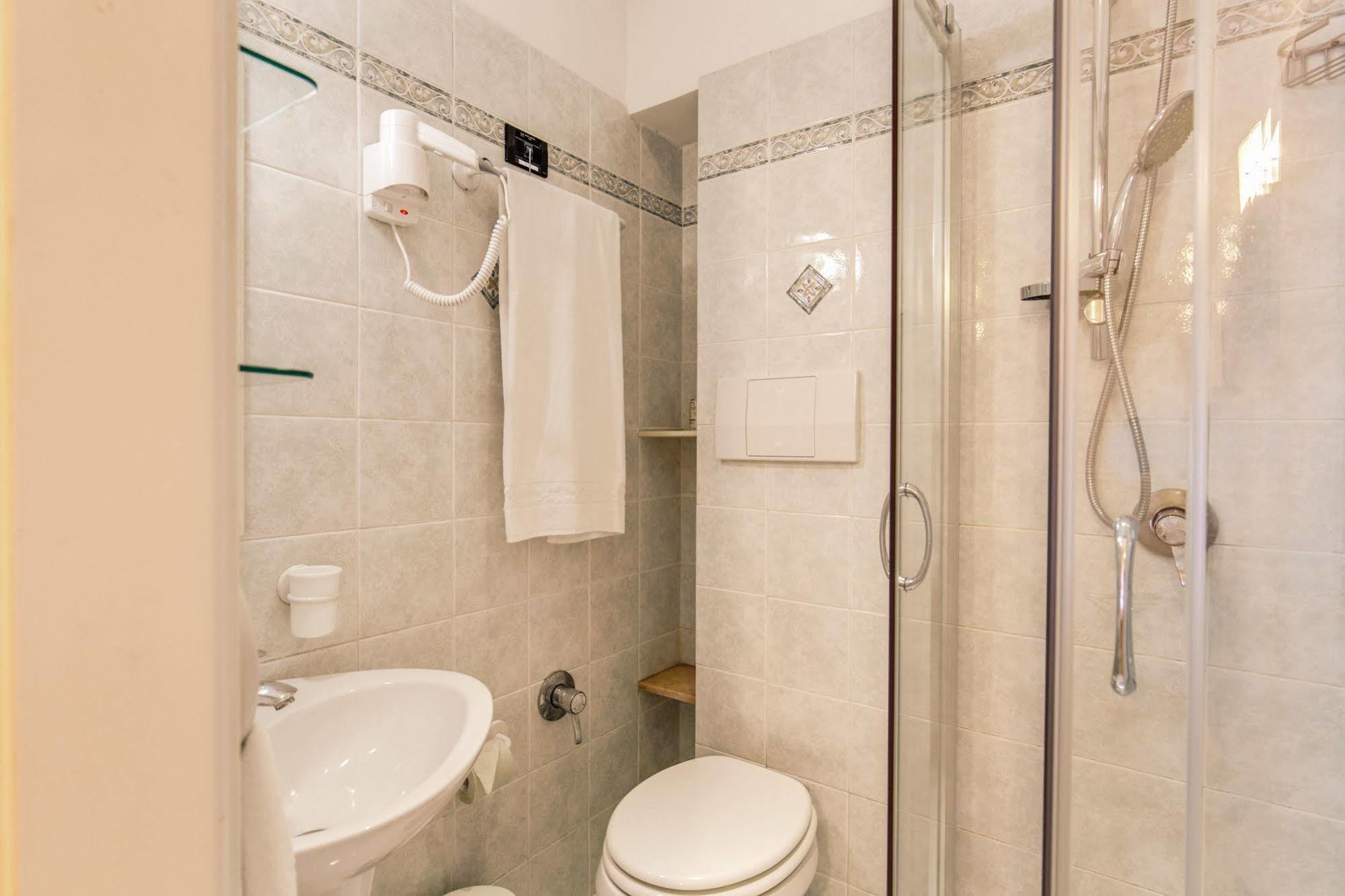 Hotel Martini 3*