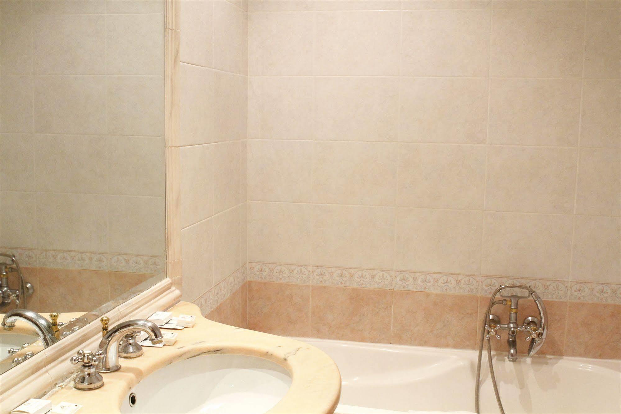 Lh Grand Hermitage 4*