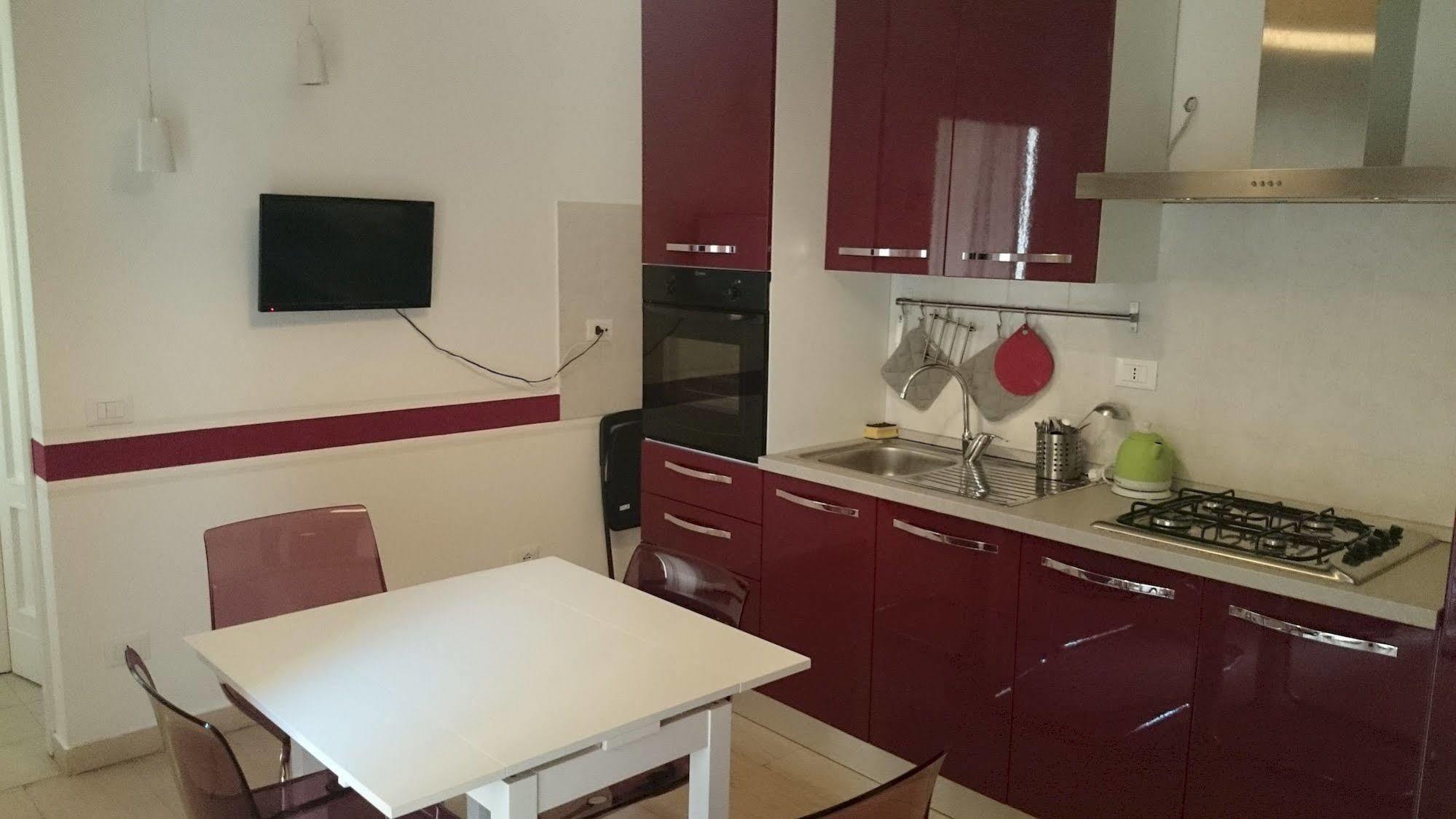 Iron Bridge Accommodation Aparthotel