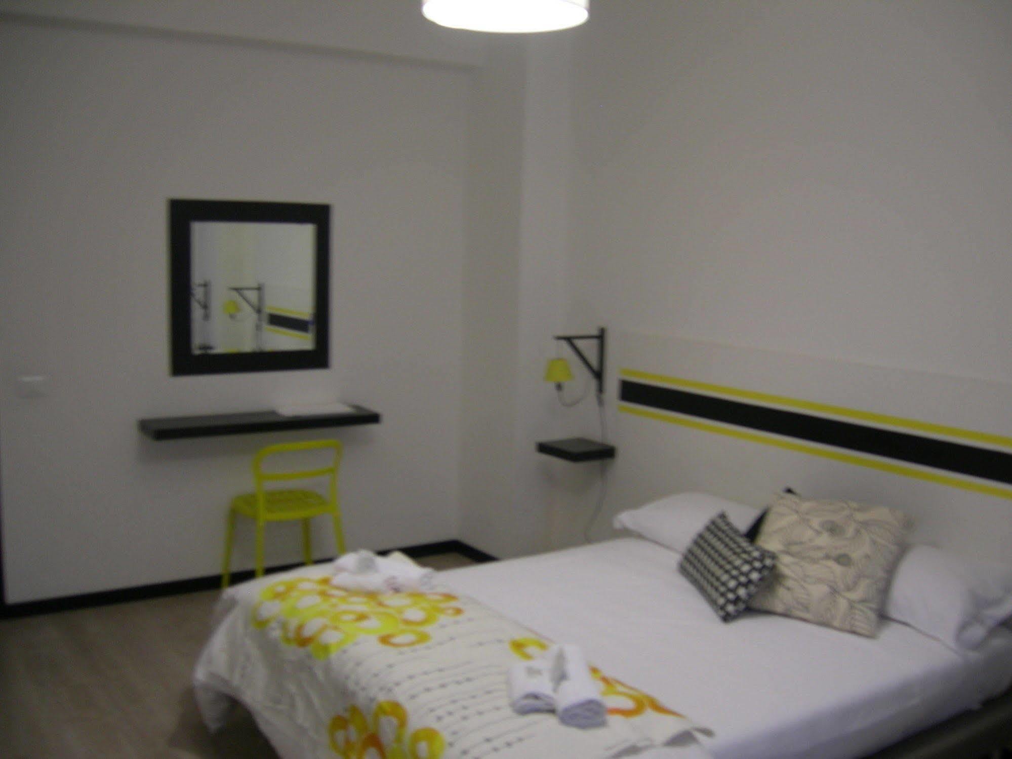 Iron Bridge Accommodation 2*