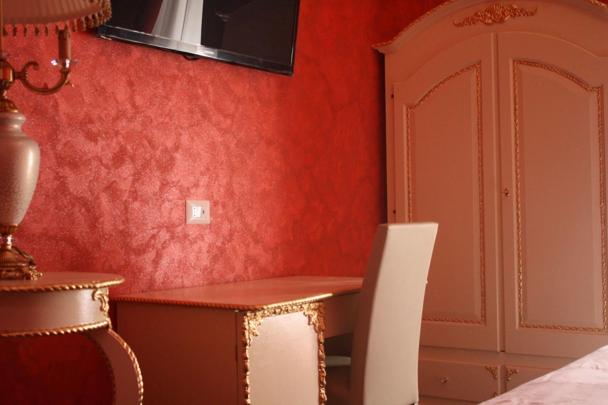 Couette-café Pope's 2*