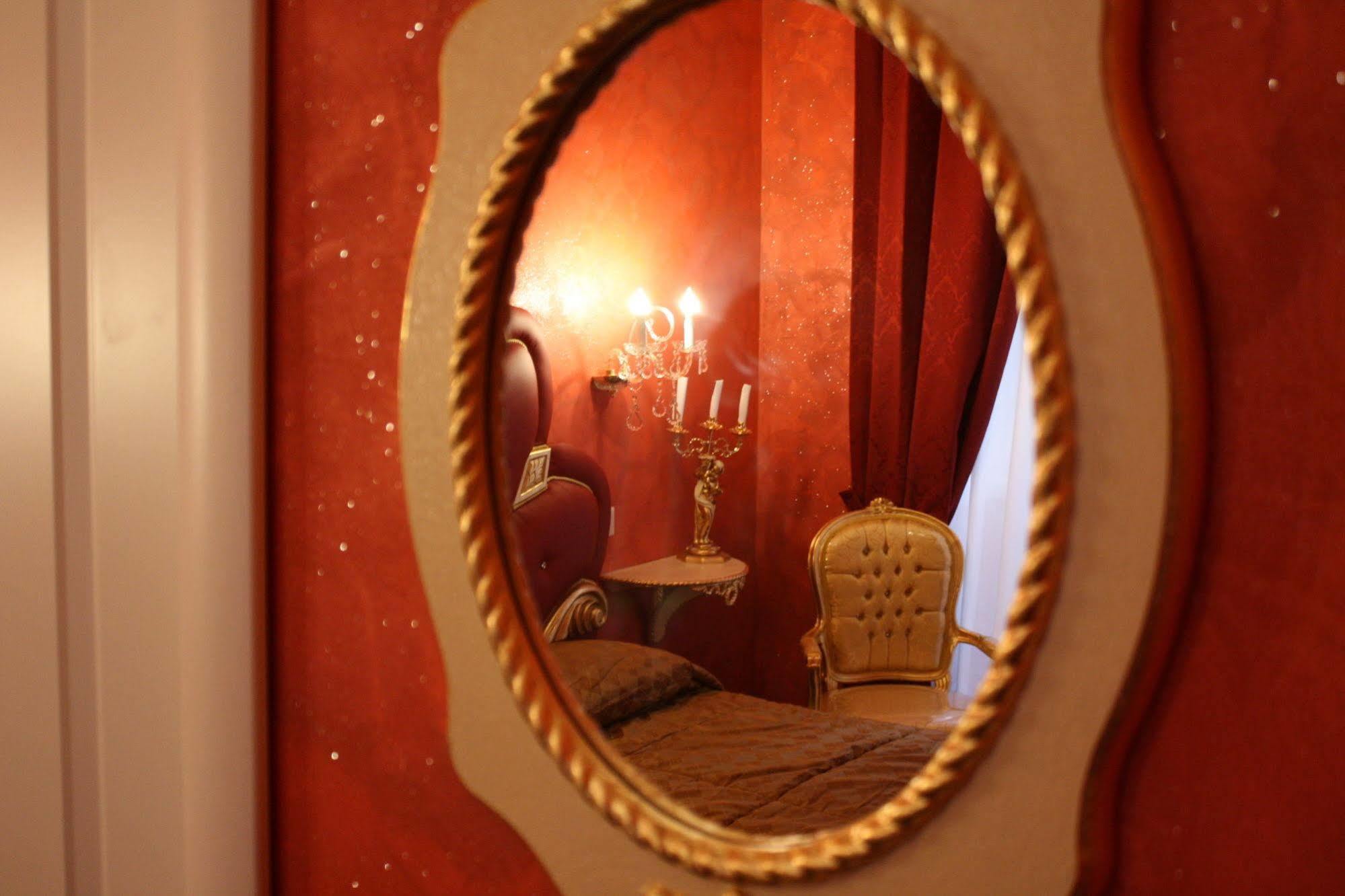 Couette-café Pope's 2*