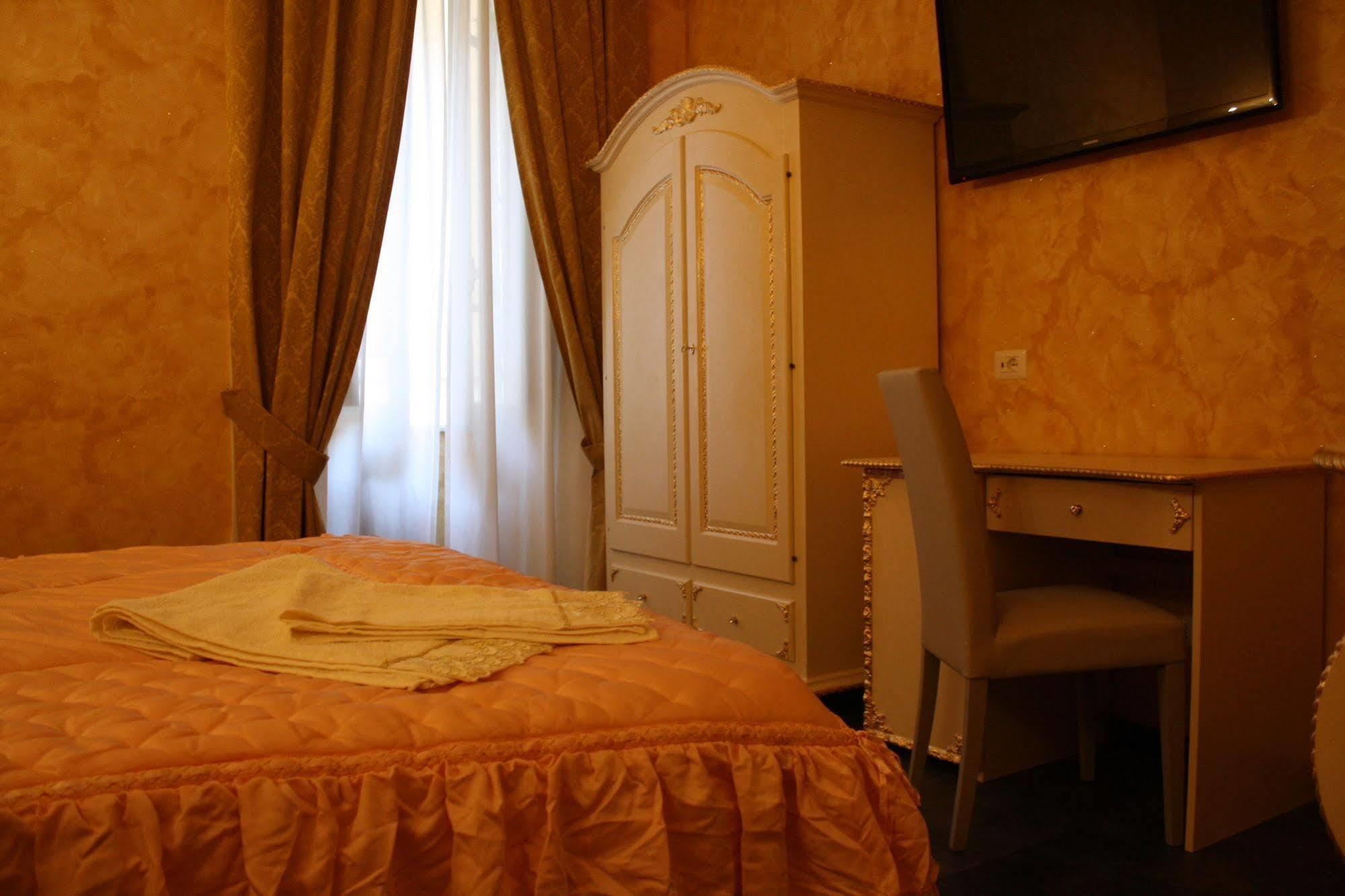 Pope's Couette-café