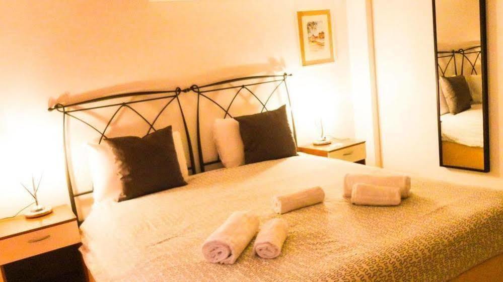 Suites Holiday Rooms