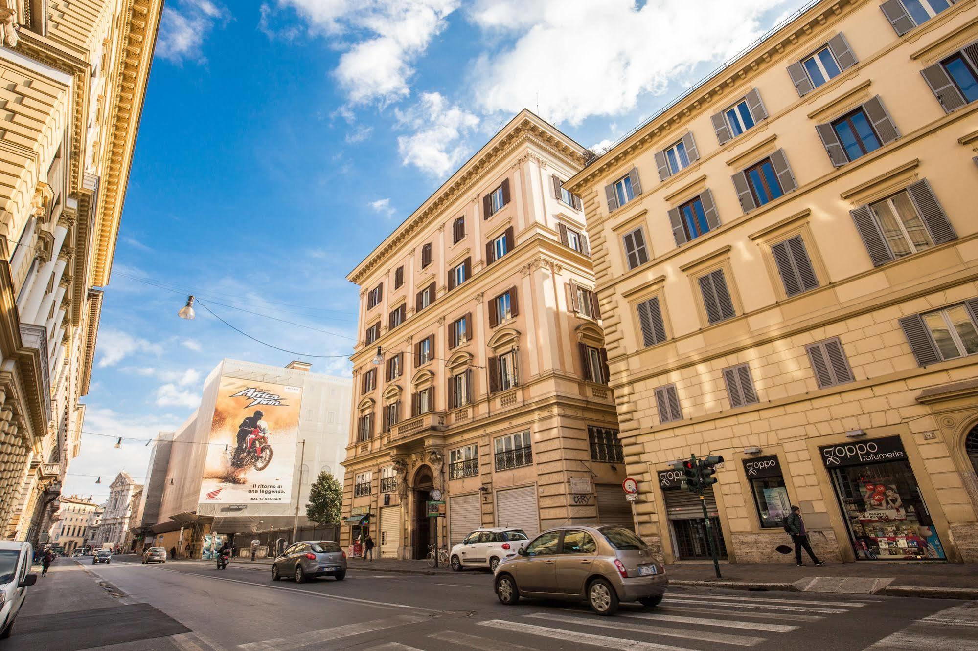 Hotel Tlv Navona