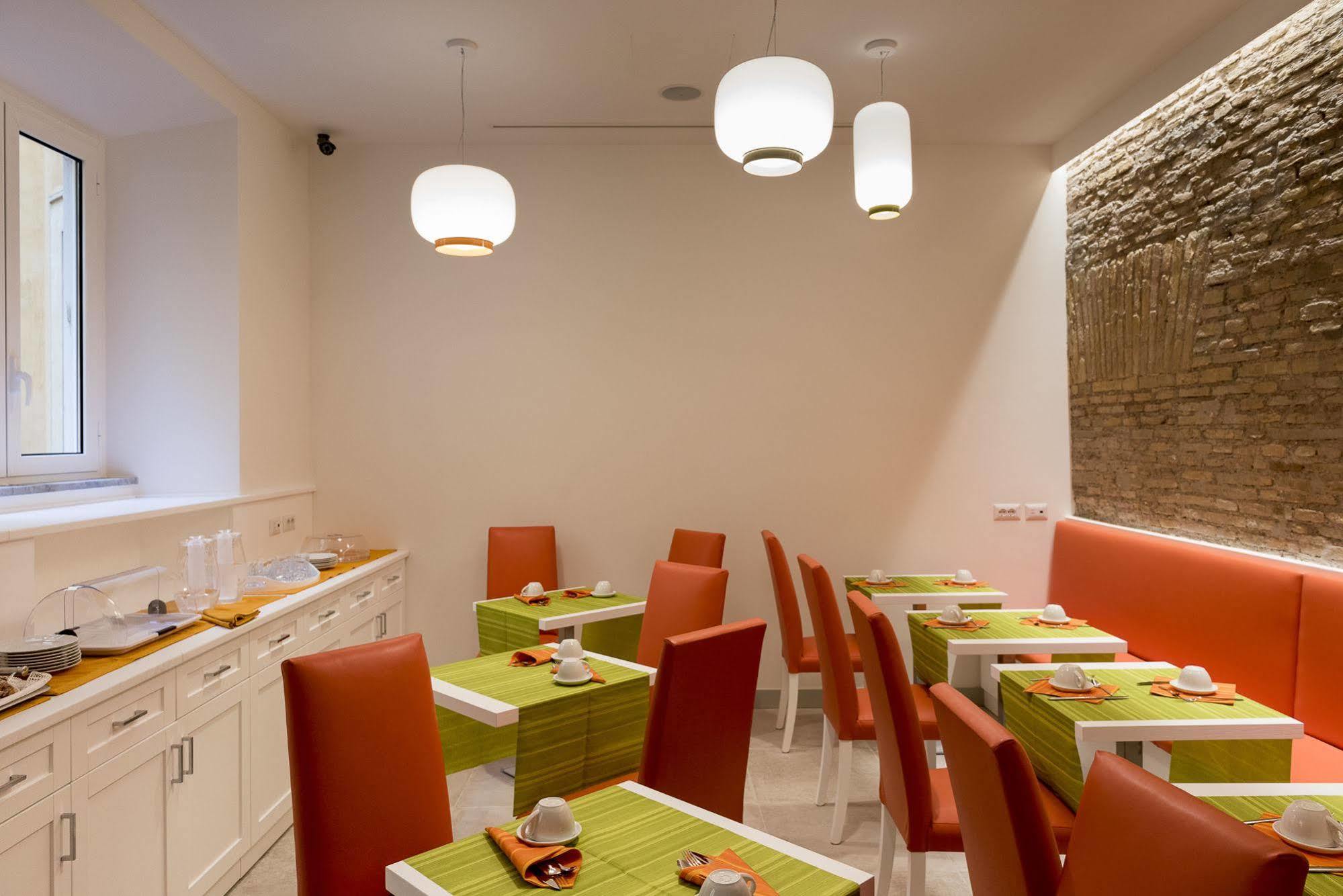 Navona Luxury Couette-café 2*