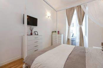 Apartment Sweet *
