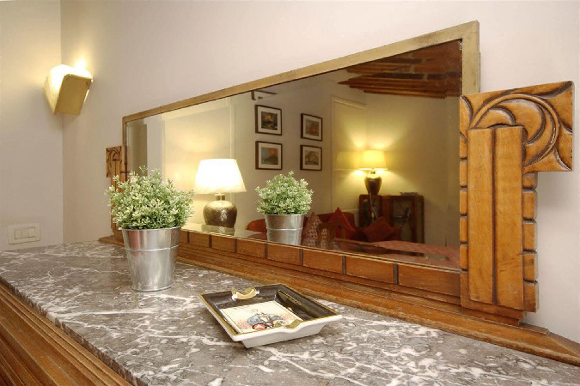 Frattina Apartment *