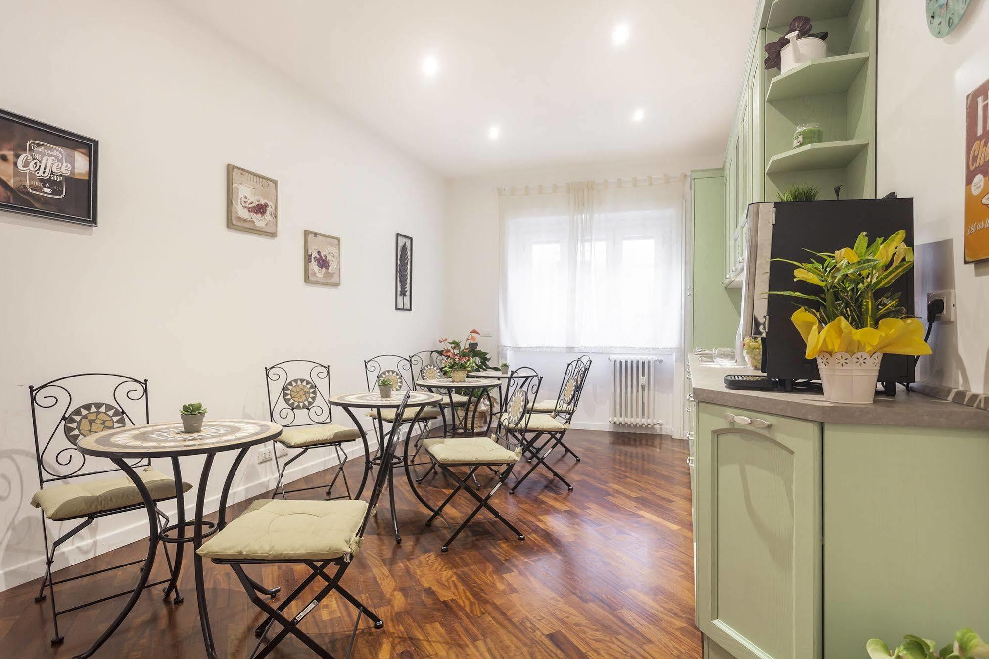 Acomodação com café da manhã  Le Scalette Al Vaticano B&B Roma