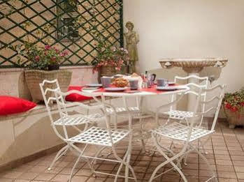 Casavignoni Luxury Apartment Near To Spanish Step Rome