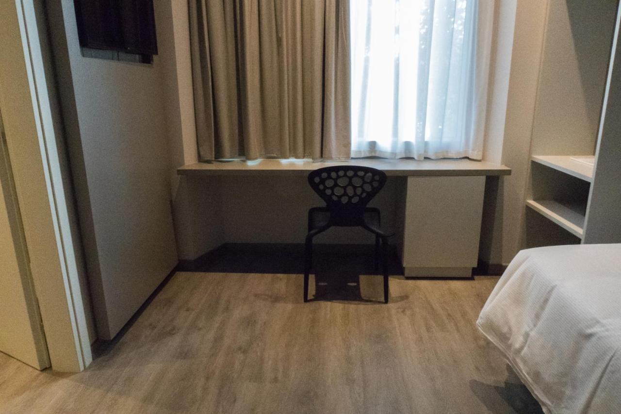 San Giovanni 4*
