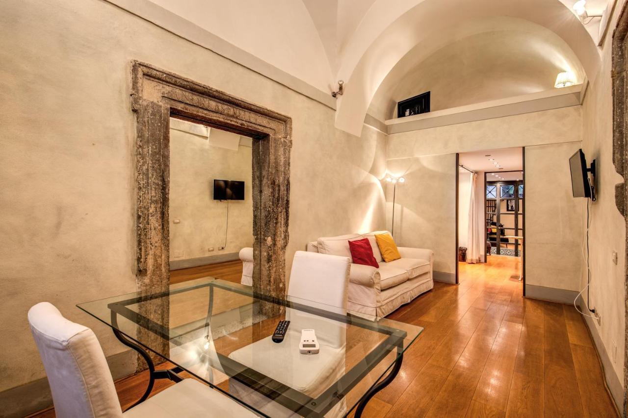 Magenta Collection Specchi Rome