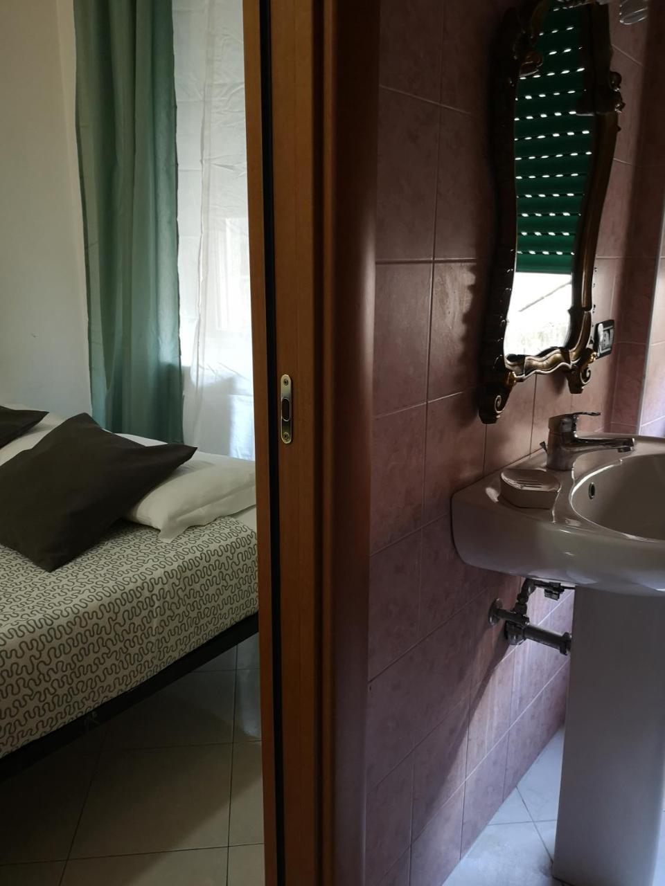 Suites Holiday Rooms