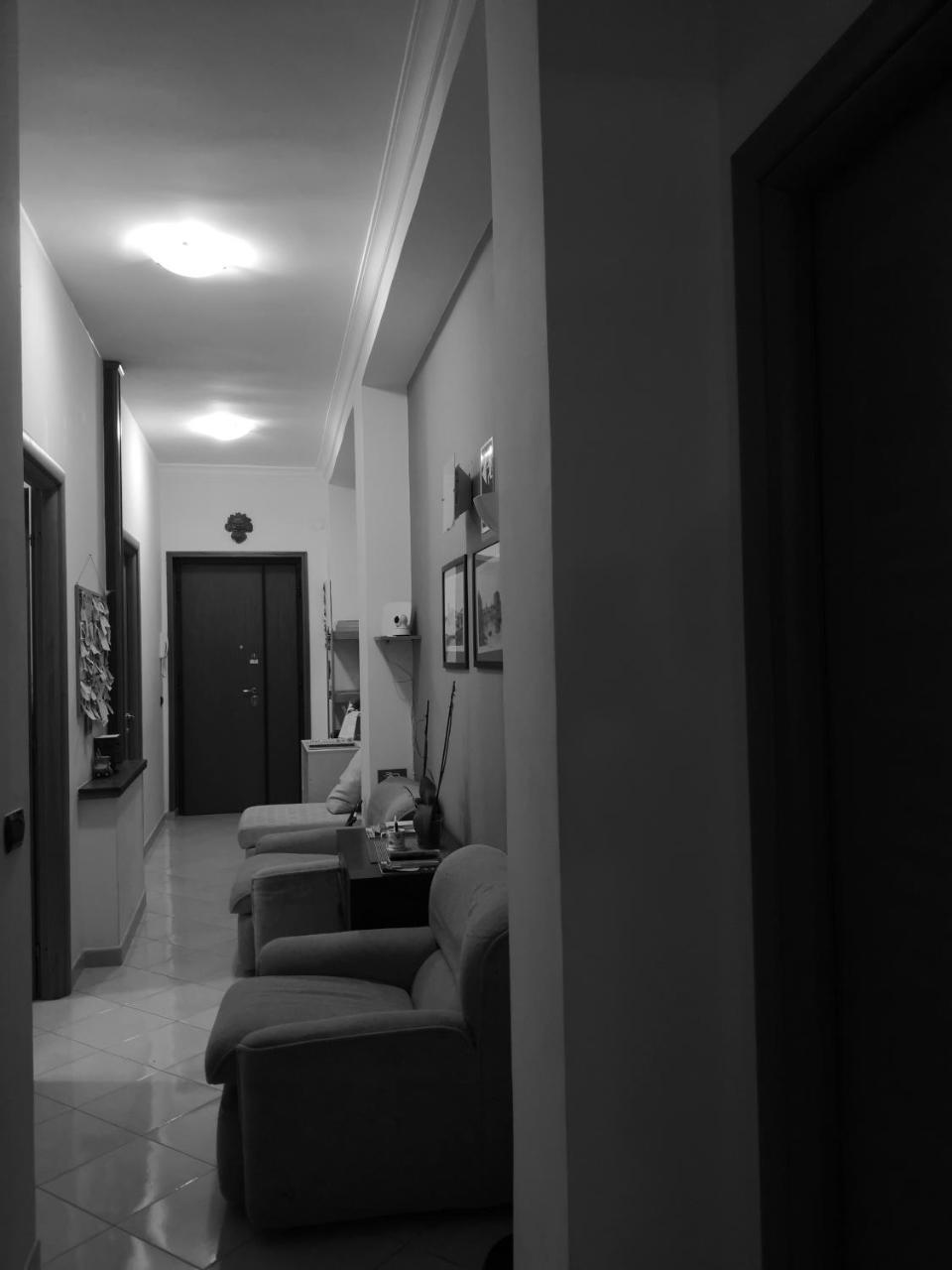 Guest house Suites Holiday Rooms