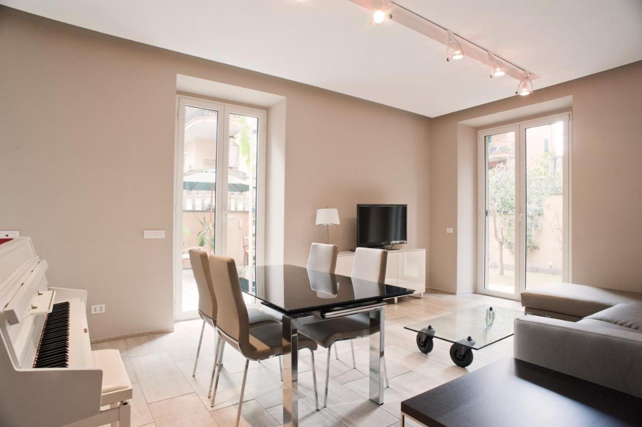 Rent In Apartment *