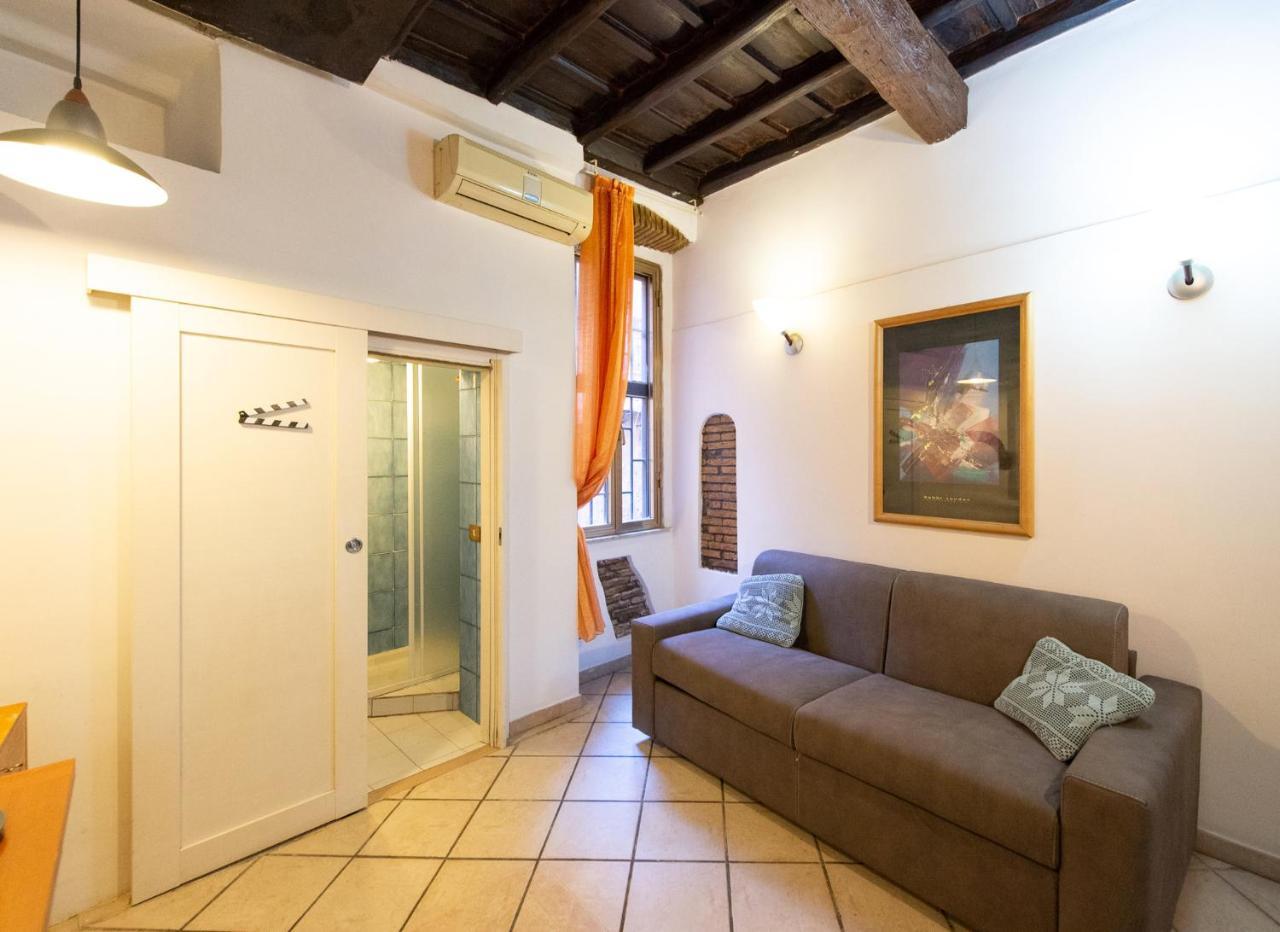 Justacasa Scala Trastevere