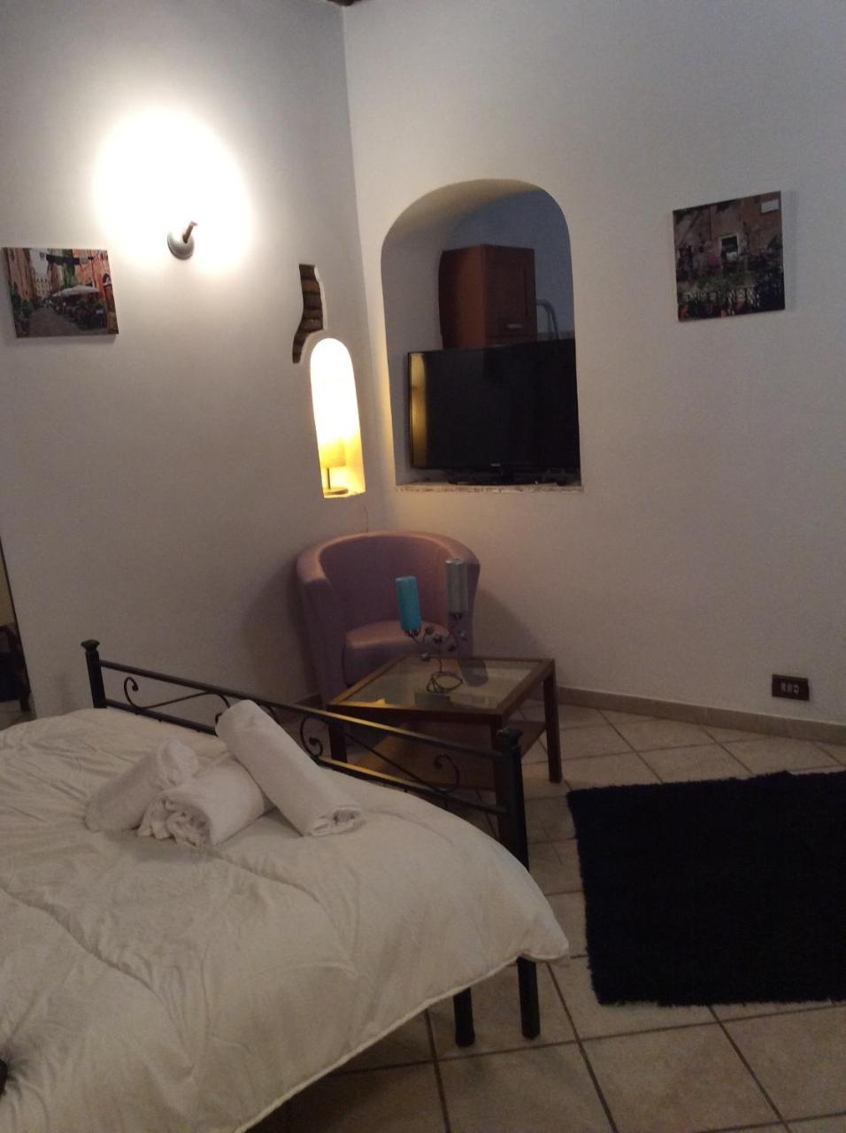 Justacasa Scala Trastevere Rome