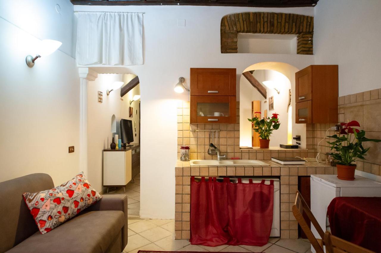 Justacasa Scala Trastevere Rome
