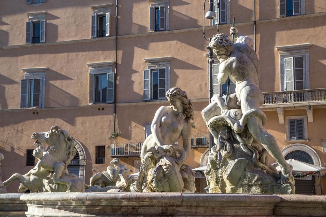 Navona Blue * Roma