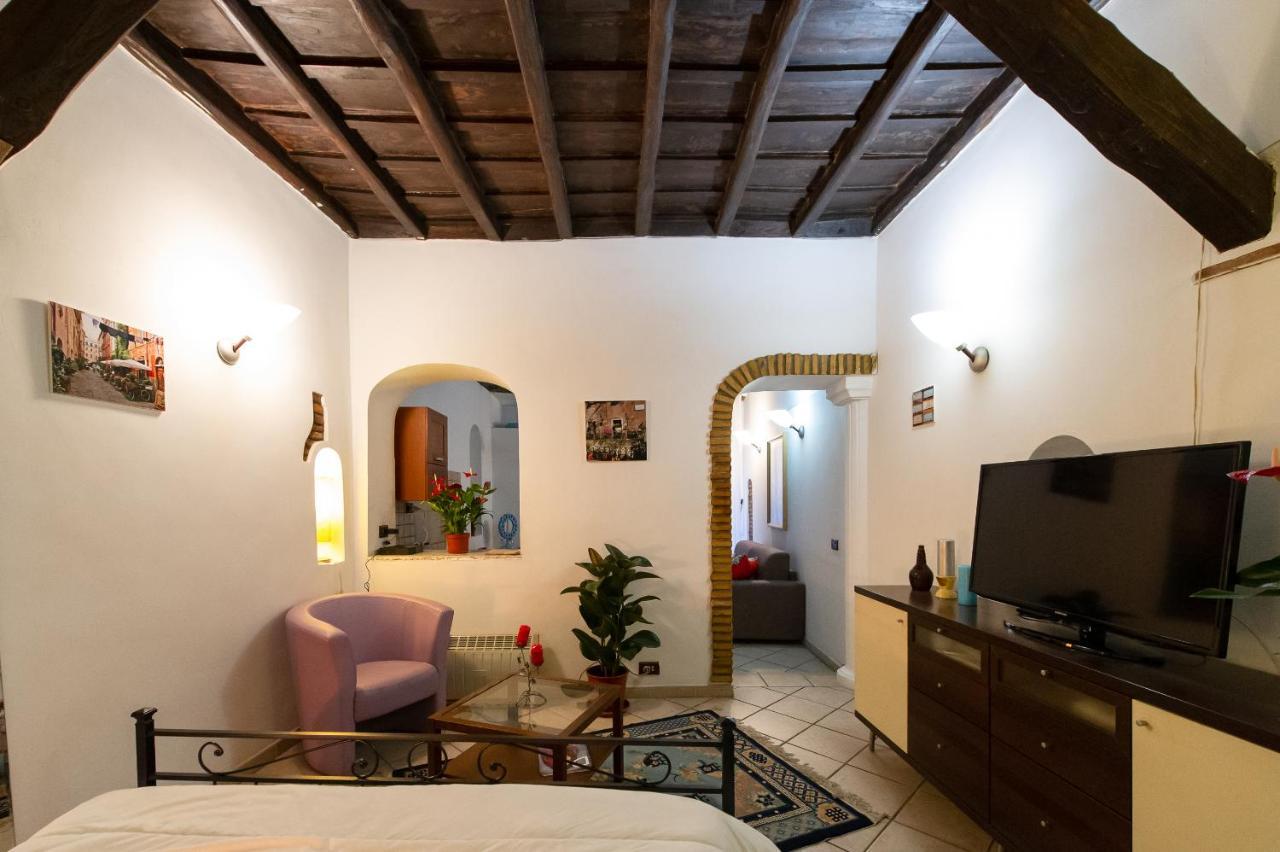 Justacasa Scala Trastevere