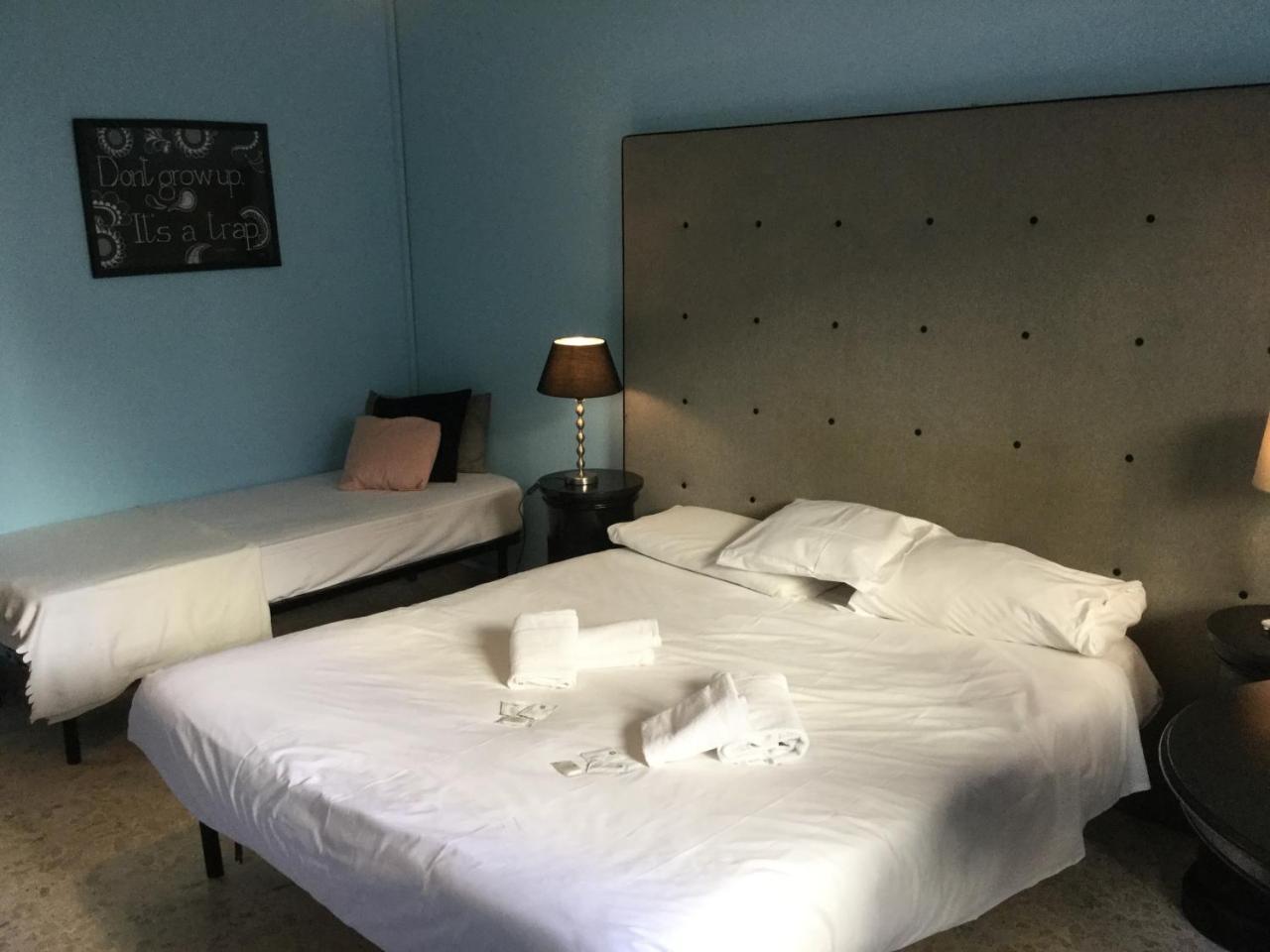 Iron Bridge Accommodation Aparthotel