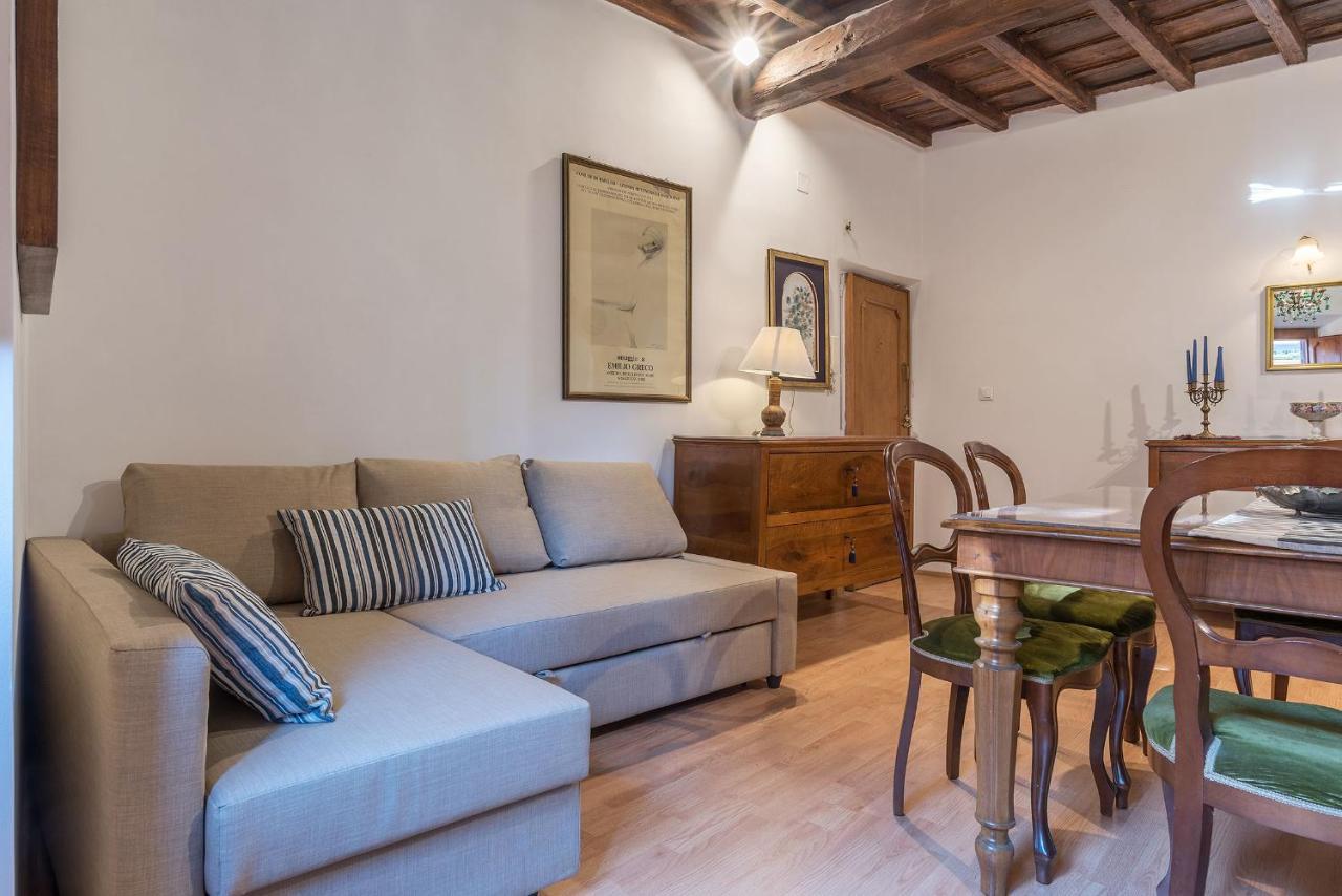 Montecitorio & Pantheon Stylish Flat Appartement