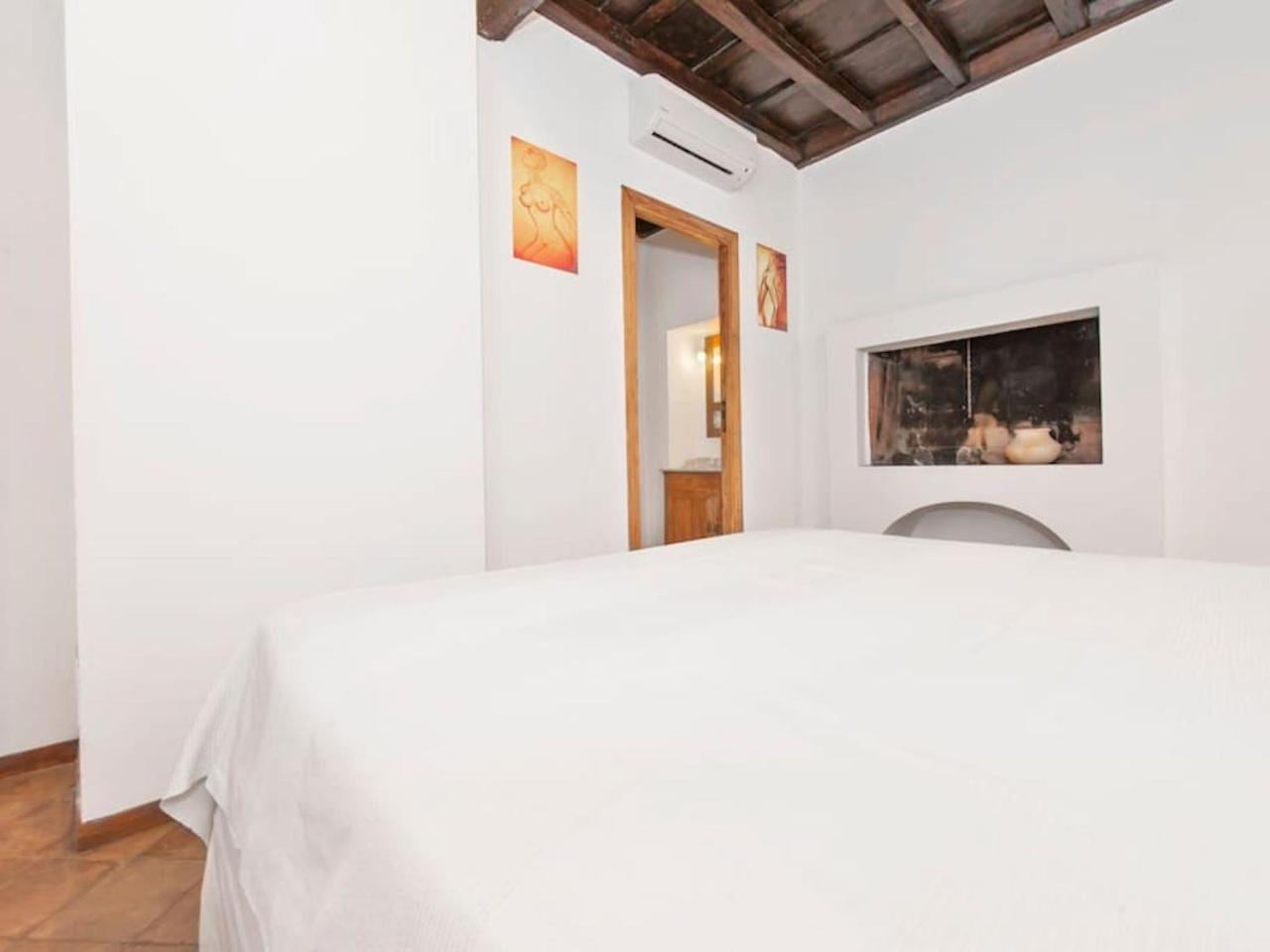 Casa Flaminia Al Colosseo Rome