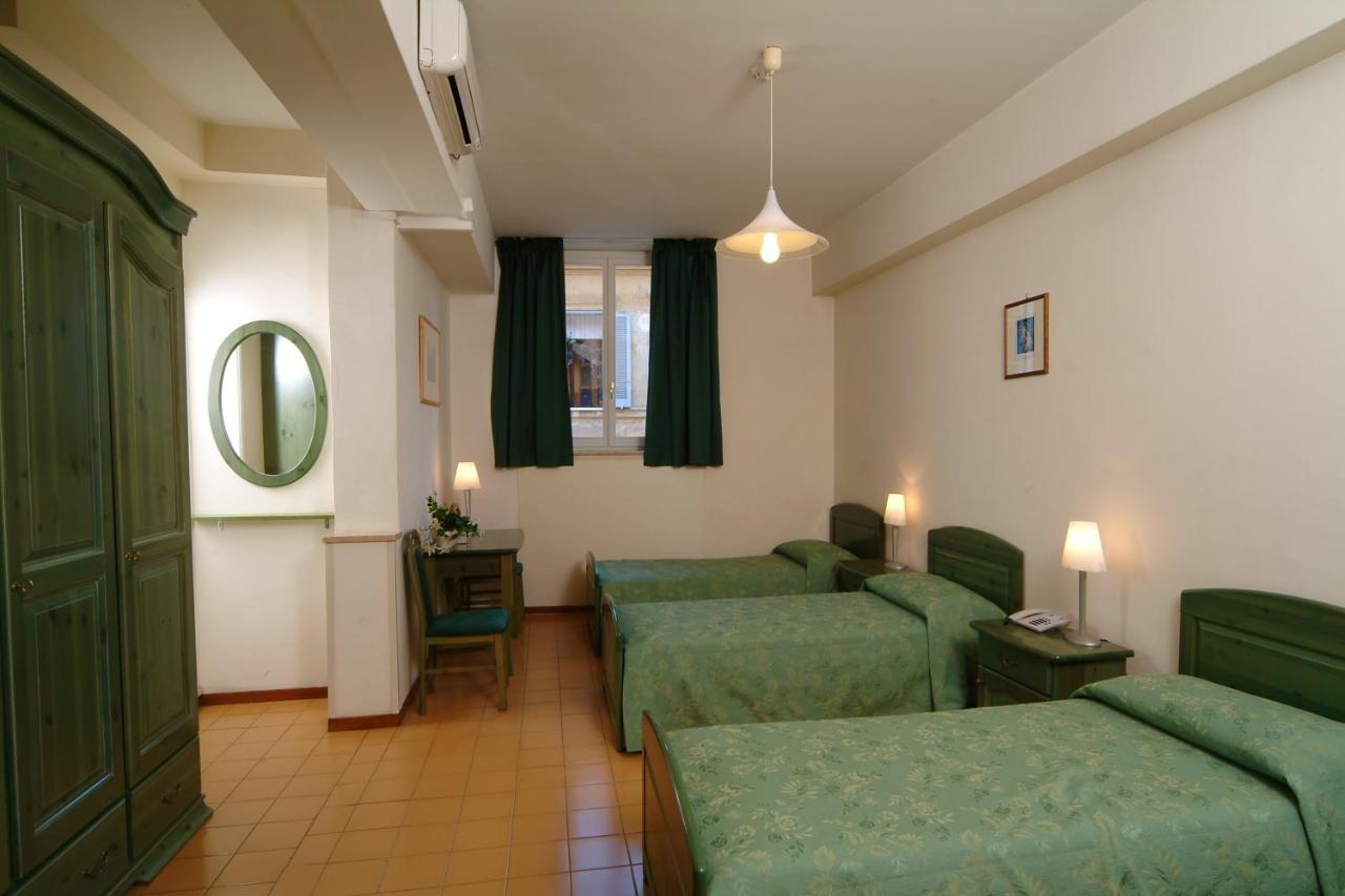 Guest house Casa Di Santa Francesca Romana A Ponte Rotto Rome
