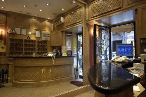 Hotel Zara 3*