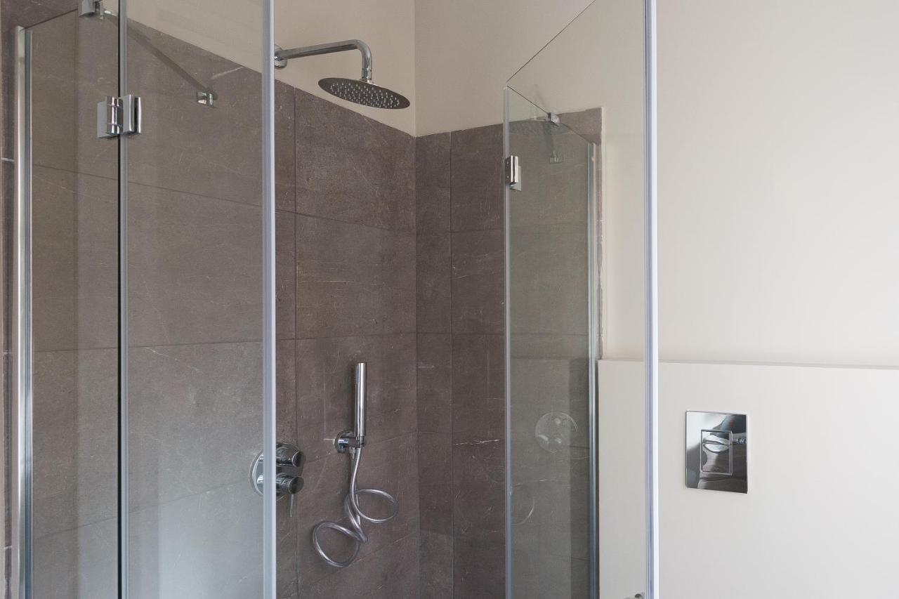 126 Gracchi 2* Rome