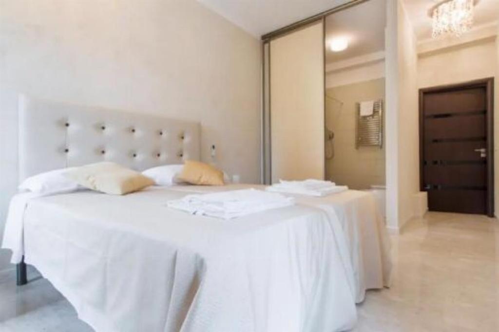 Let's Go To Bed & Breakfast 3*